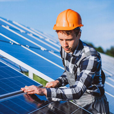 Solaire Photovoltaïque - Installation de panneaux solaires par un professionnel